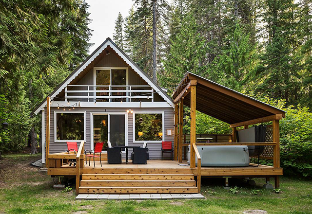 A quaint cabin near Leavenworth, WA.